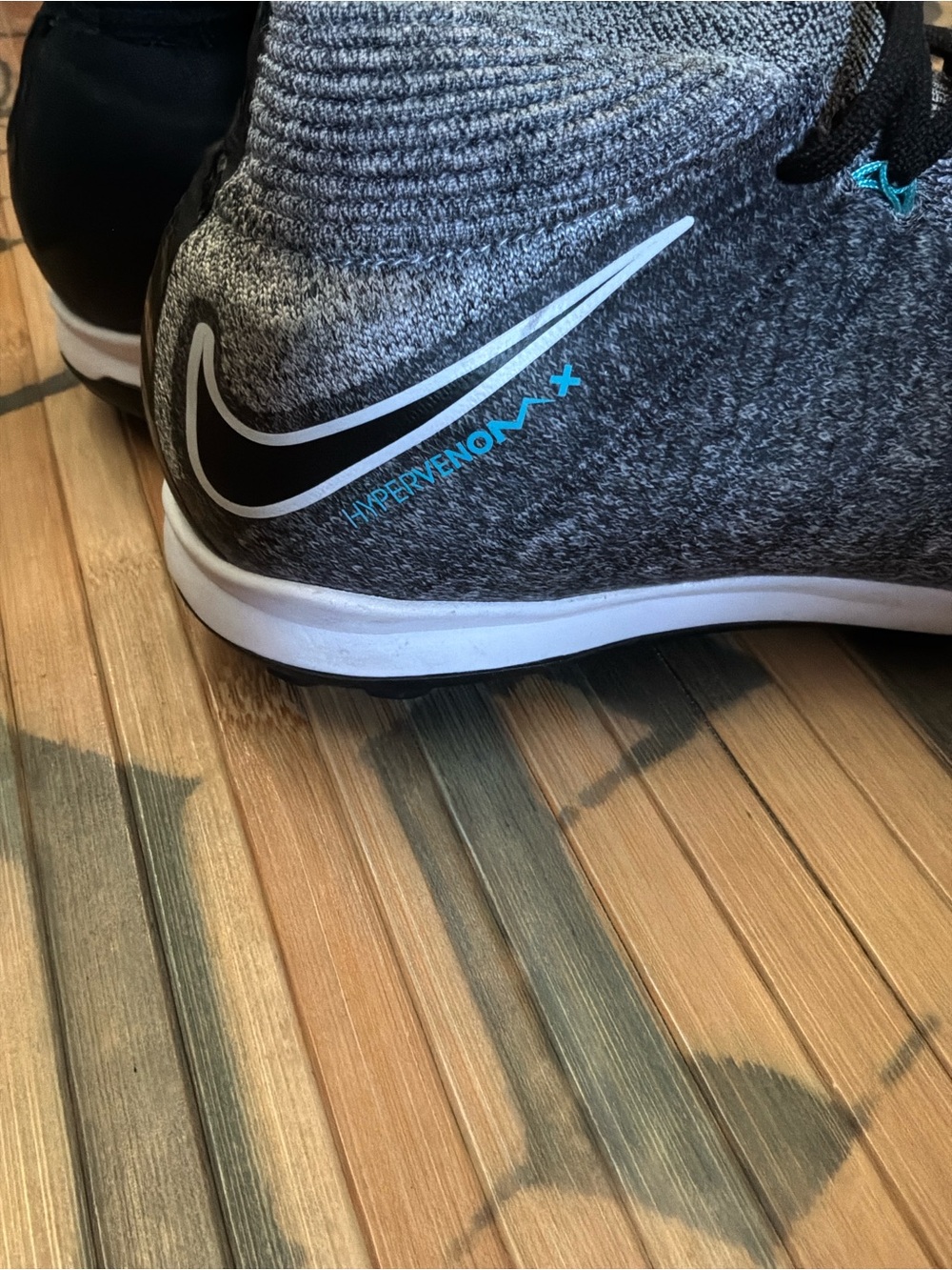 Nike Men’s HYPERVENOM X TURF Grey High-Top Training Shoes with Blue Accents - Picture 3 of 7